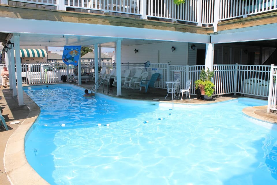 Pool view, Swimming pool, Swimming pool