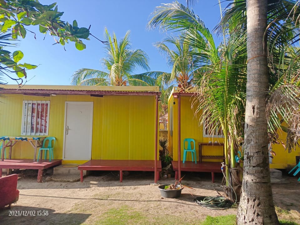 Enrico's Guesthouse Bed and Breakfast in Siquijor