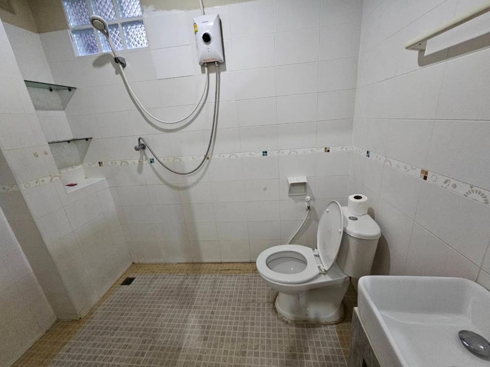 Baan Malee Apartment in Wichit