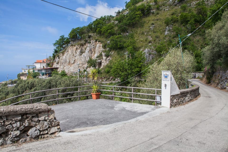 Neighbourhood, Natural landscape