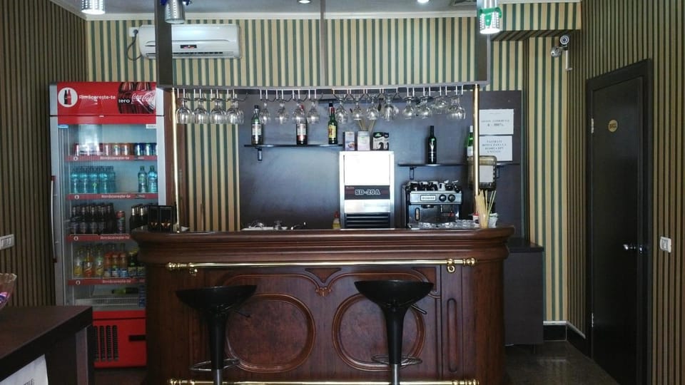 Lounge or bar