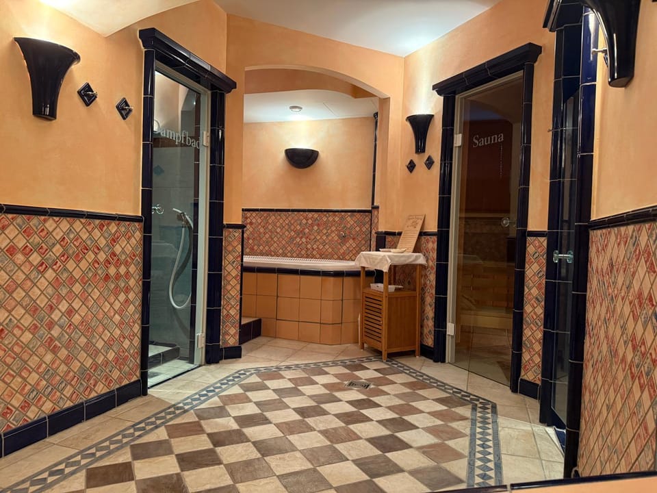 Sauna, Spa and wellness centre/facilities