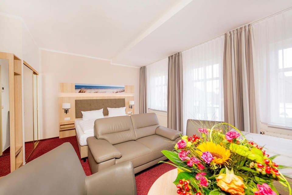 Seating area, Bedroom