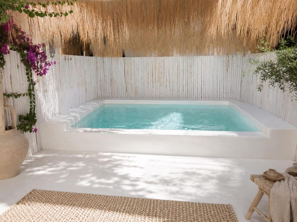 Pool view, Swimming pool, Swimming pool