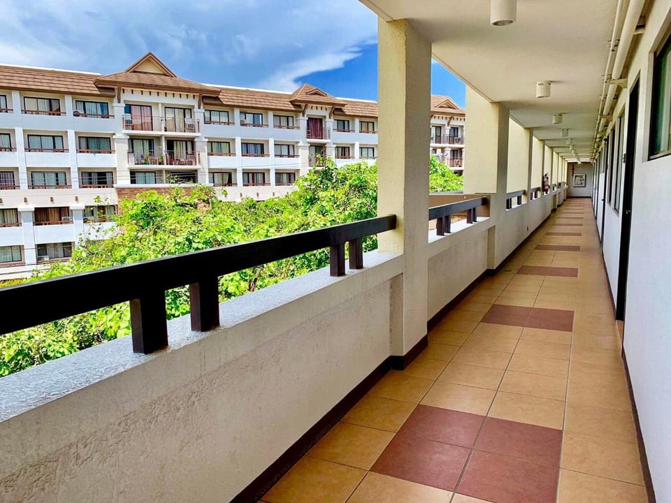 Davao 2br One Oasis Beside SM Mall-Wifi Apartment in Davao City