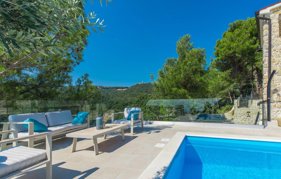 Activities, BBQ facilities, Balcony/Terrace, Landmark view, Mountain view, Pool view, Sea view, Swimming pool