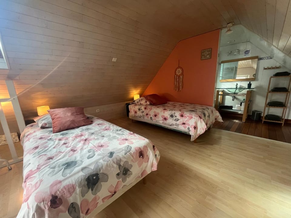 Bathroom, Photo of the whole room