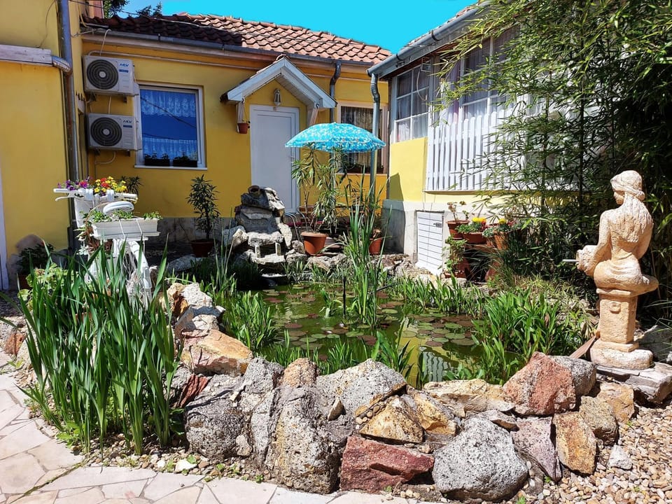 Castello Vendég és Apartmanház Apartment in Slovakia