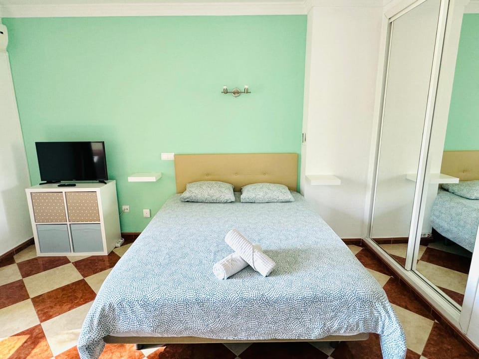 G&G Benalbeach Sea Views Apartment in Benalmadena