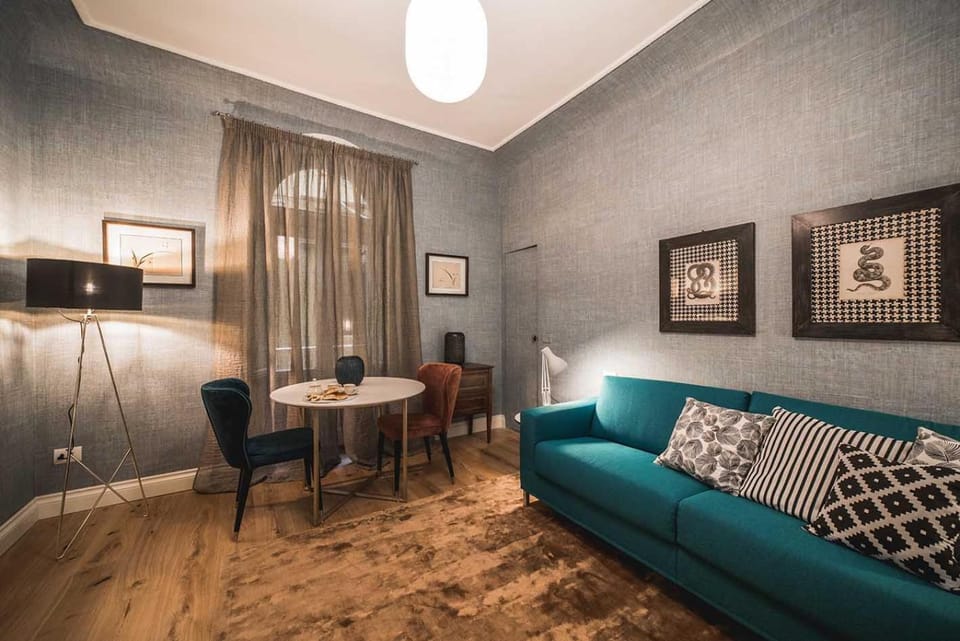 Bed, Living room, Seating area