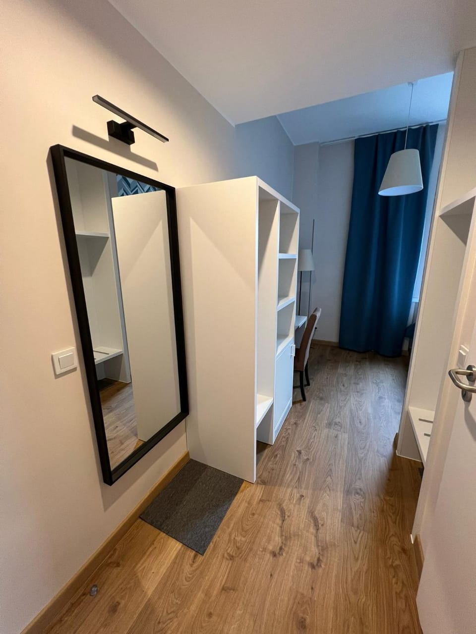 Photo of the whole room, wardrobe