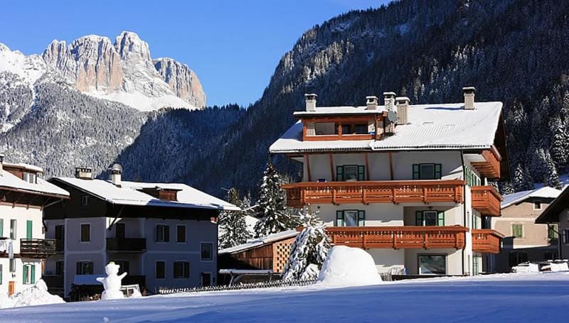 Property building, Winter, Mountain view