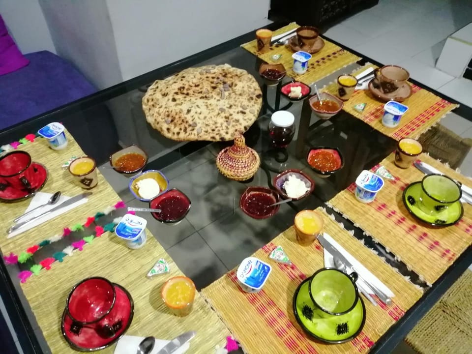 Breakfast, Breakfast