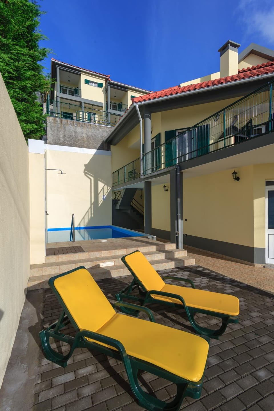 Garden, Swimming pool, Swimming pool