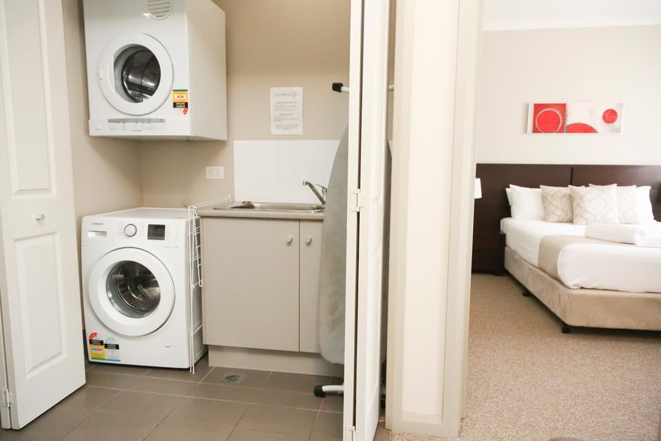 Centrepoint Apartments Griffith Apartment in Griffith