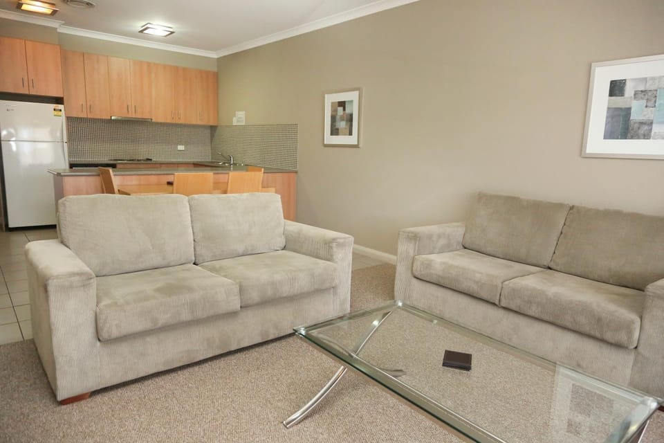 Centrepoint Apartments Griffith Apartment in Griffith