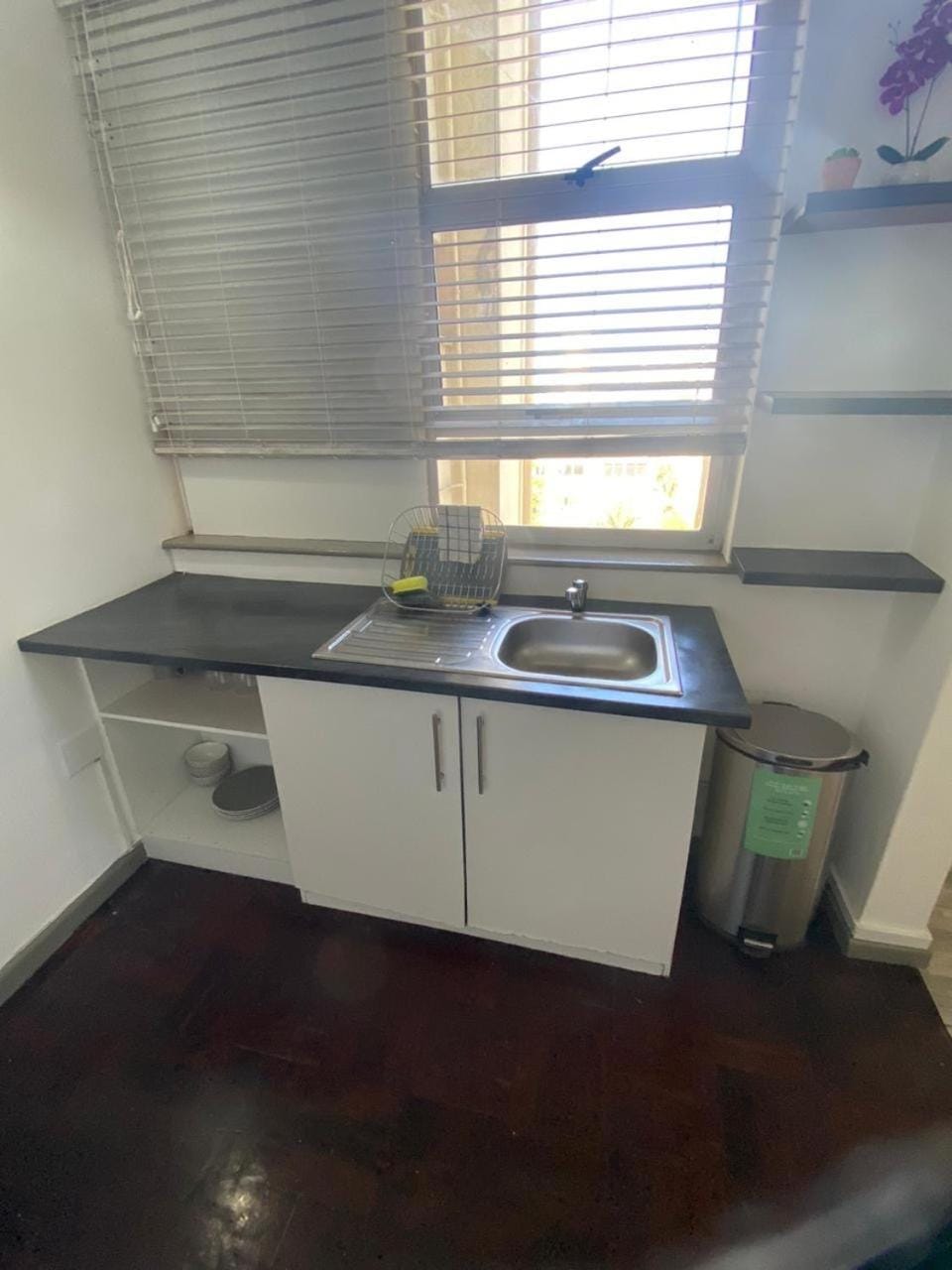 Modern rooms available close to the beach in Humewood Bed and Breakfast in Port Elizabeth