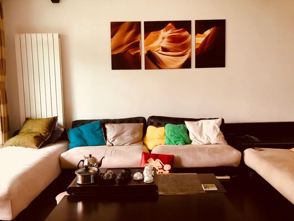 Lounge or bar