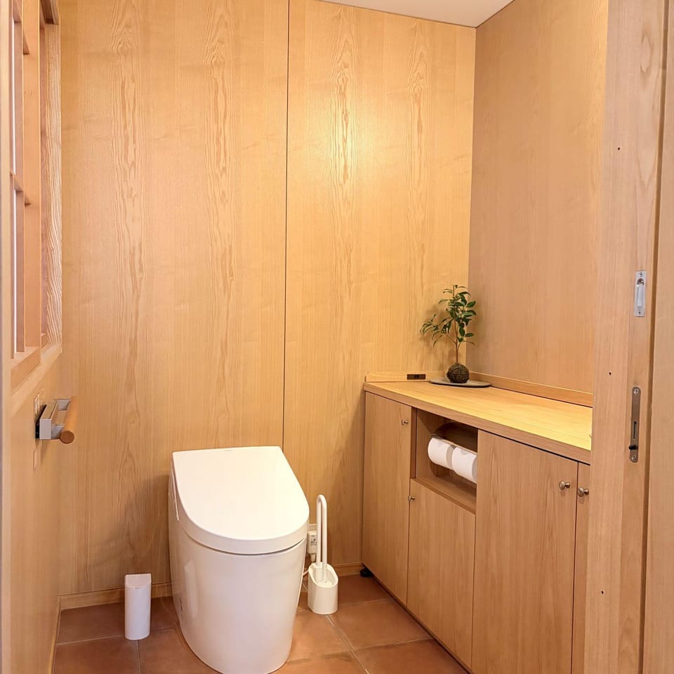 Toilet