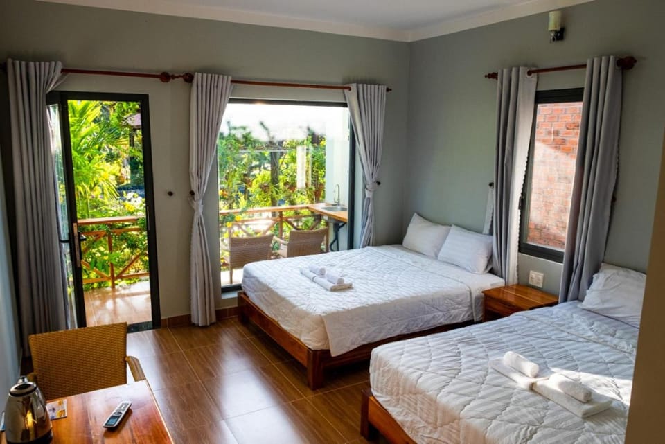 Phu Quoc Areca Garden Bungalow Bed and Breakfast in Phu Quoc