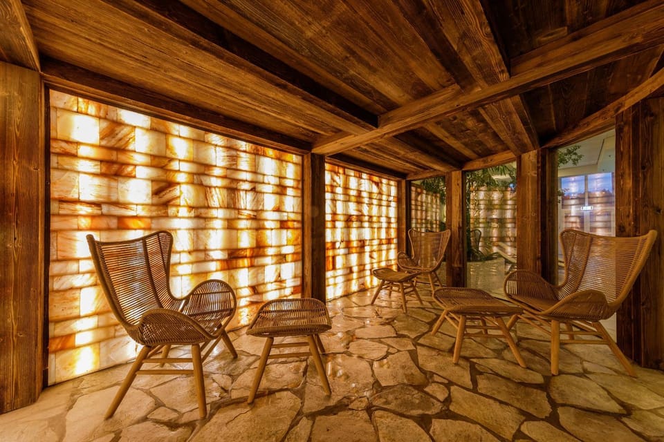 Sauna, Spa and wellness centre/facilities, Seating area, Public Bath