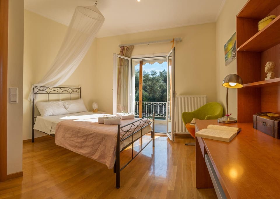 oli terra Apartment in Lefkada