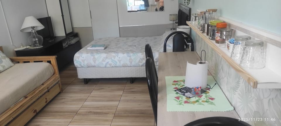 Ezeiza 1 Nuestro lugar a 15 minutos del aeropuerto TRANFER OPCIONAL DESDE Y AL AEROPUERTO DE EZEIZA o Aeroparque LAS 24 horas pet friendly Apartment in Uruguay