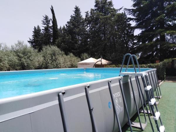 Swimming pool, Swimming pool
