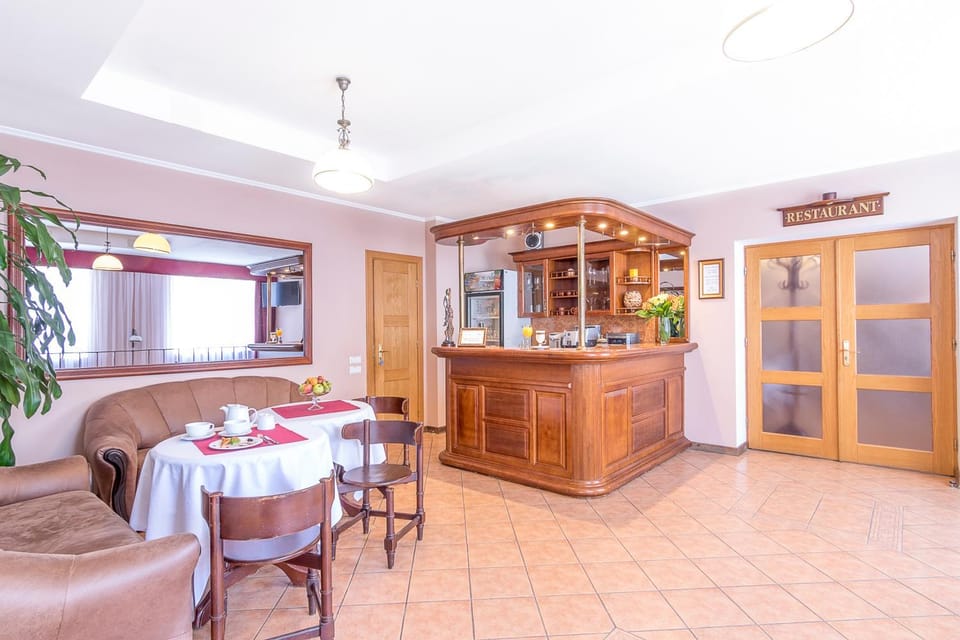 Restaurant/places to eat, Non alcoholic drinks