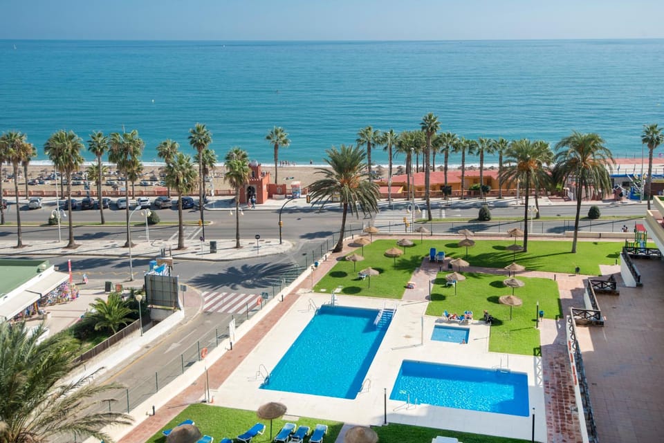 Beach, Pool view