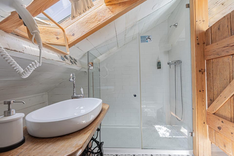 NINHO SALOIO Bed and Breakfast in Lisbon District