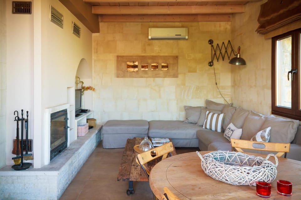 Spring, Winter, Seating area, Autumn