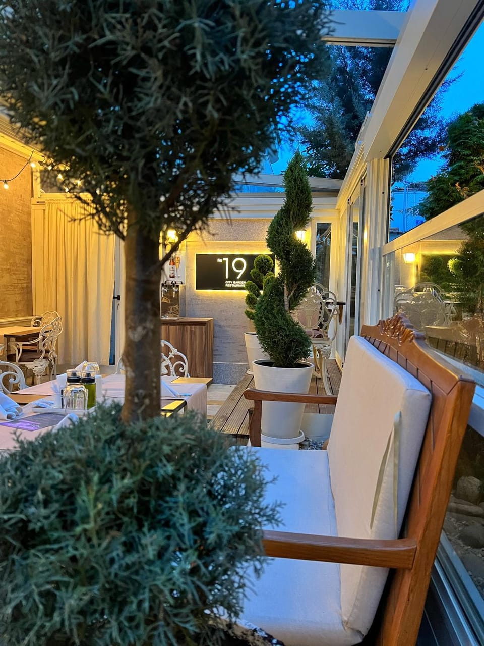 Patio, Restaurant/places to eat, Garden, Garden view