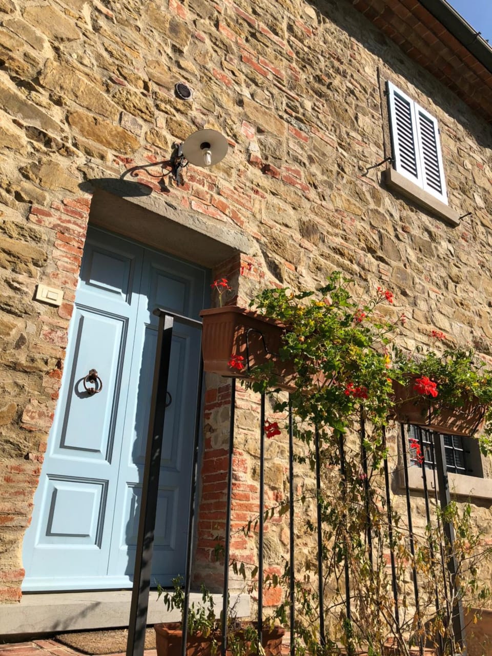 Facade/entrance, Decorative detail