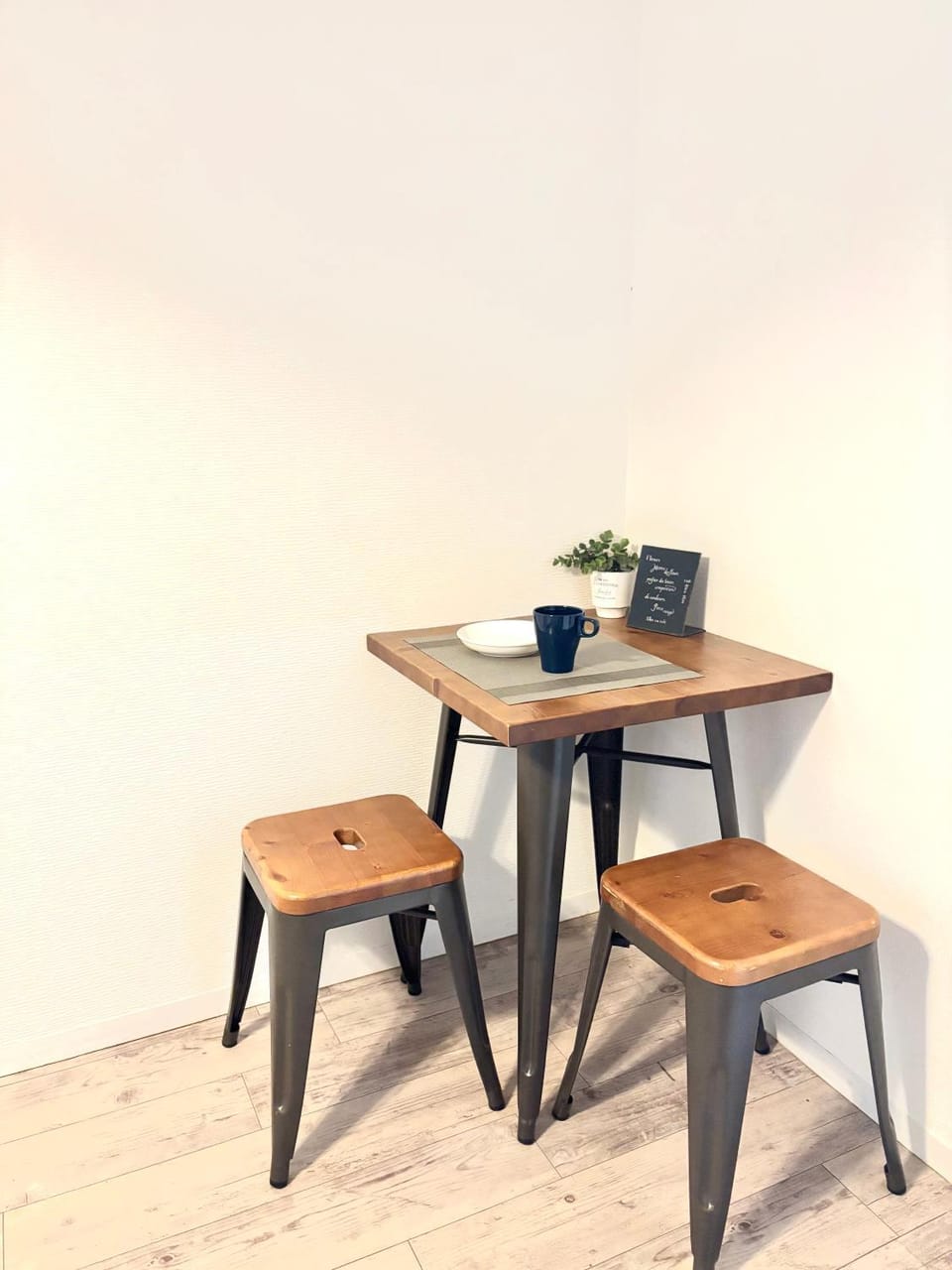 Guest House Re-worth Yabacho1 302 Apartment in Nagoya