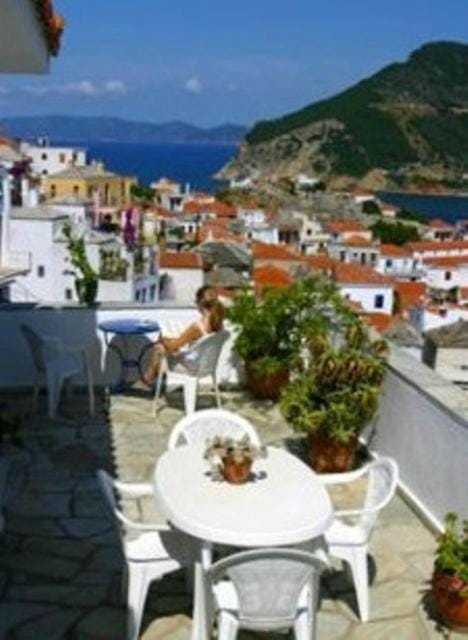 Vardiola Apartments Apartment in Skopelos