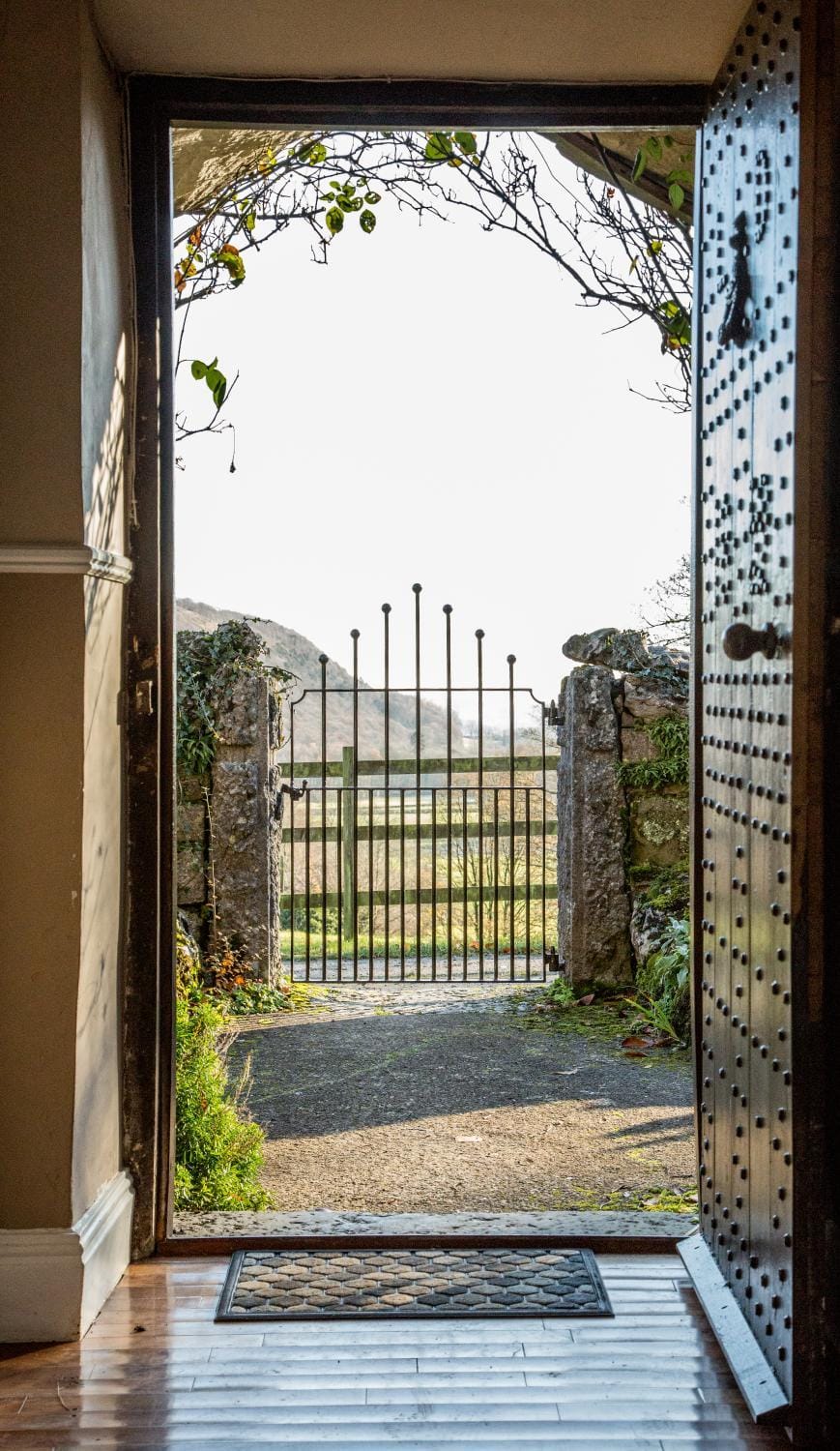 Facade/entrance, Garden view, Mountain view