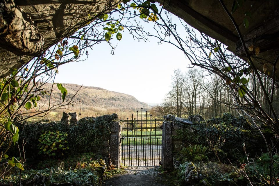 Garden view, Mountain view