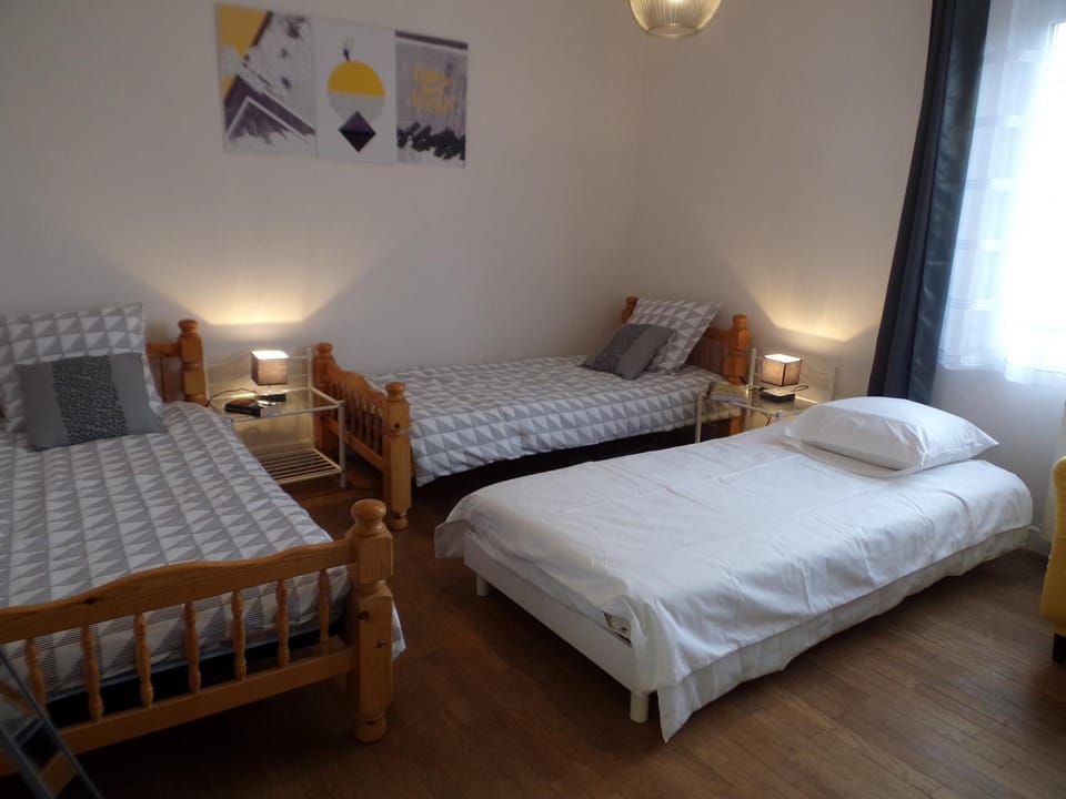 Living room, Bedroom