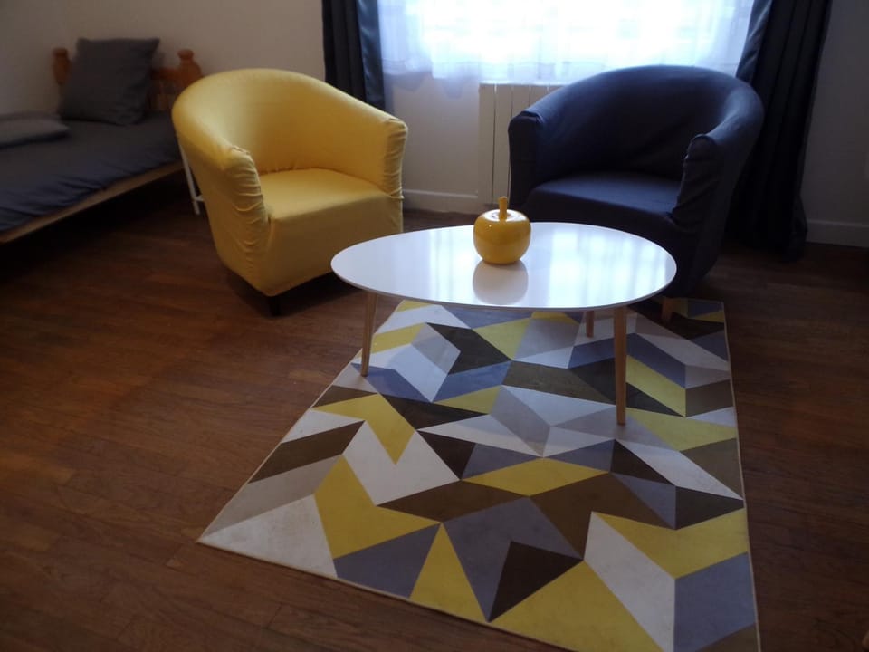 Living room, Bedroom