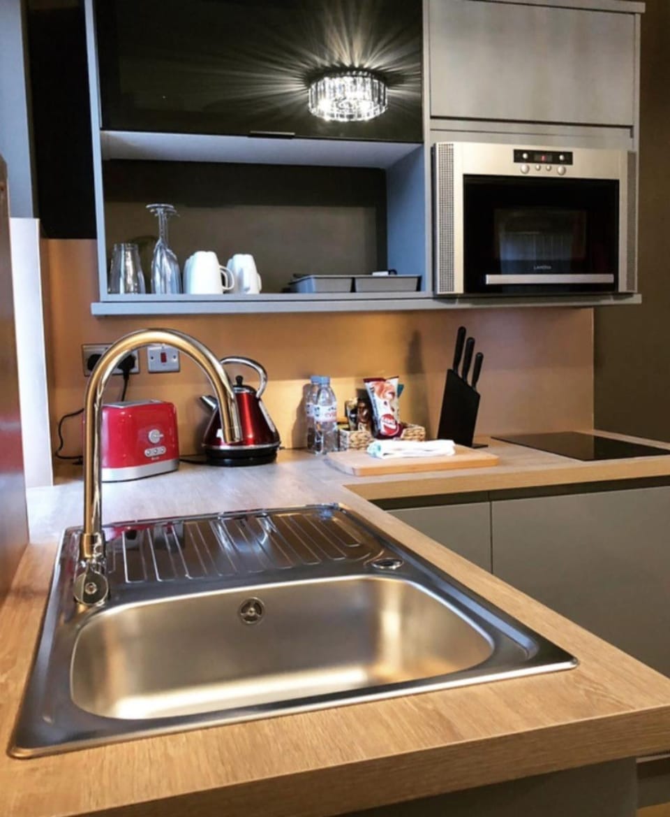 Coffee/tea facilities, Kitchen or kitchenette