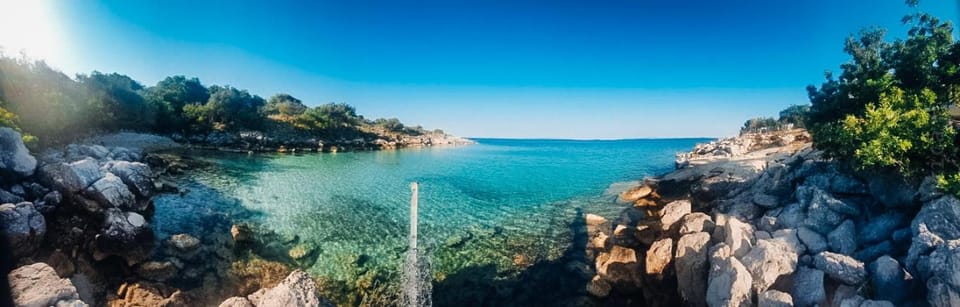 Nearby landmark, Beach