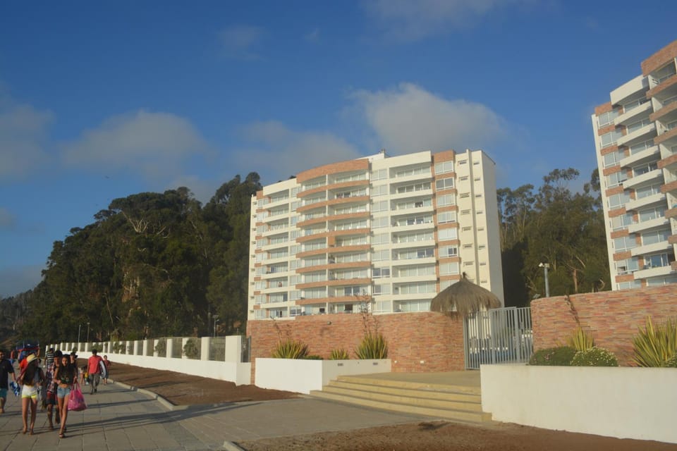 Property building, Street view