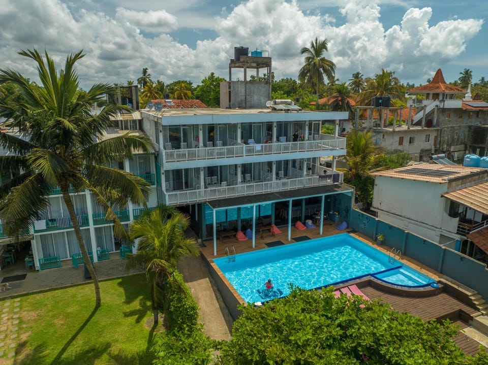 Property building, Swimming pool