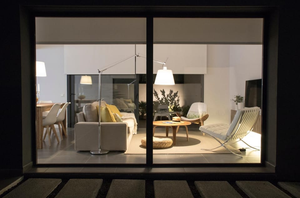 Communal lounge/ TV room