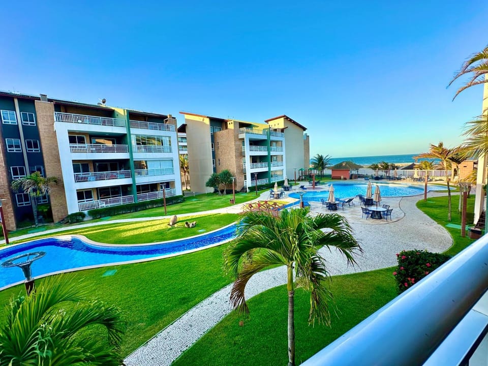 COBERTURA DUPLEX, 5 qtos, jacuzzi, vista mar, piscinas - terra maris Apartment in State of Ceará
