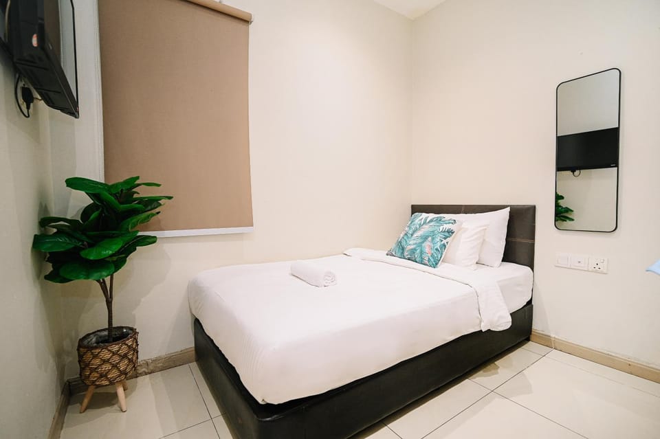 Swing & Pillows - Sunway Pyramid PJ Hotel in Subang Jaya