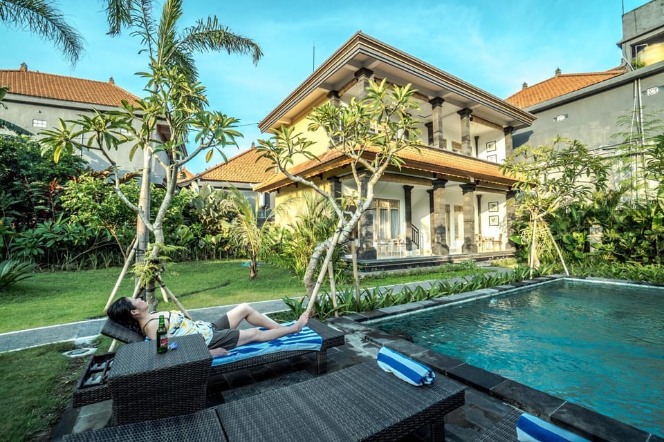 Other, Photo of the whole room, Decorative detail, Swimming pool