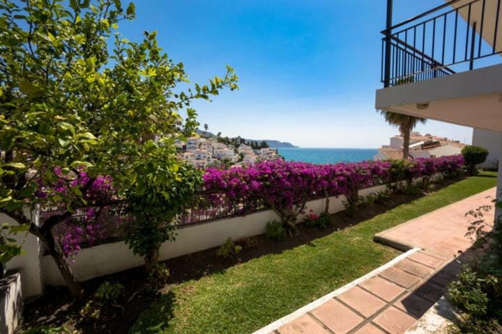 AGUAMARINA 12 MENYBER Apartment in Nerja