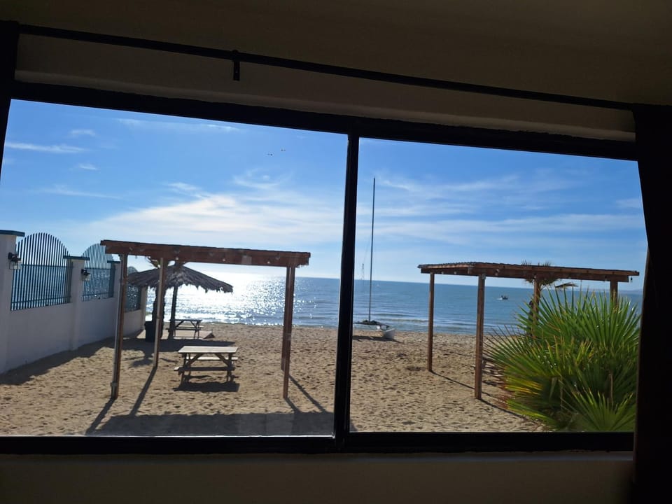 #33 Bungalow Seaside Hotel & Victors RV Park Hotel in San Felipe